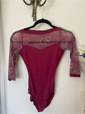 So Danca 3/4 floral mesh sleeve leotard